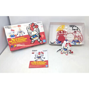SD Gundam EX Standard Hello Kitty / RX-78-2 Gundam Color-coded Plastic Model